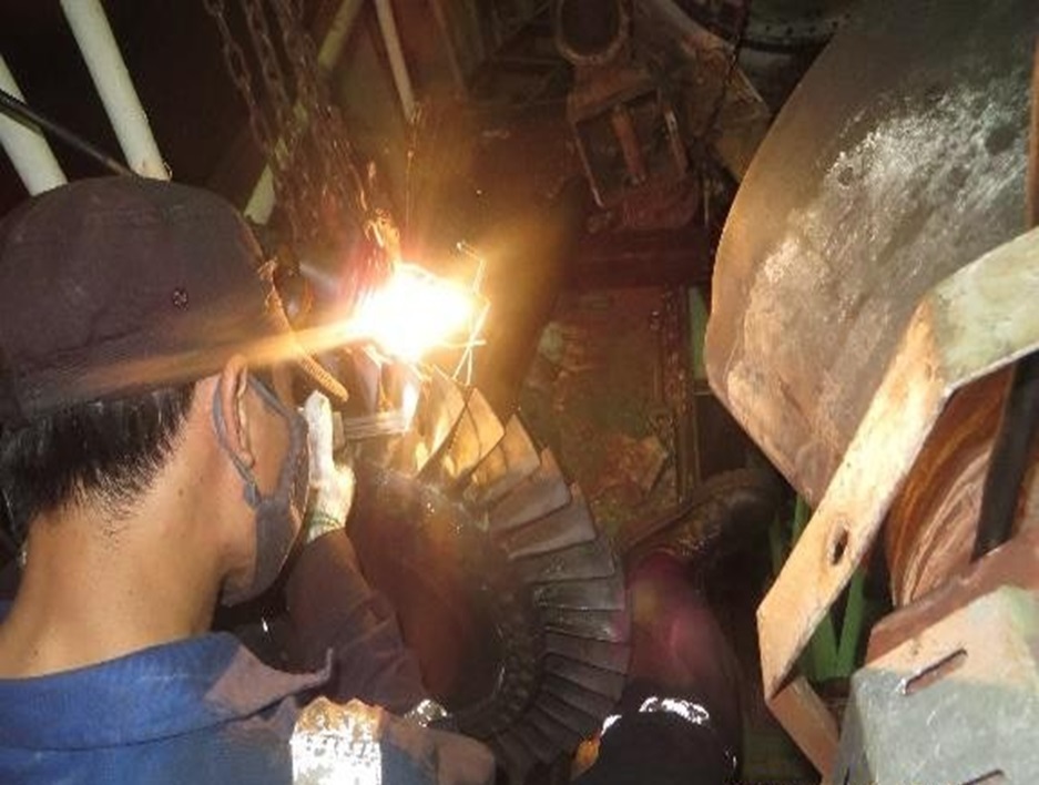 overhaul turbocharger in Tan Thuan Port, Vietnam